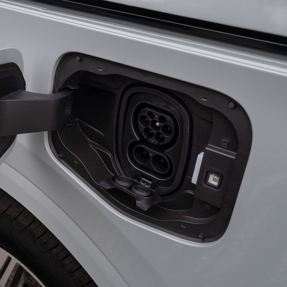 Ford E-Tourneo Courier Ladeanschluss
